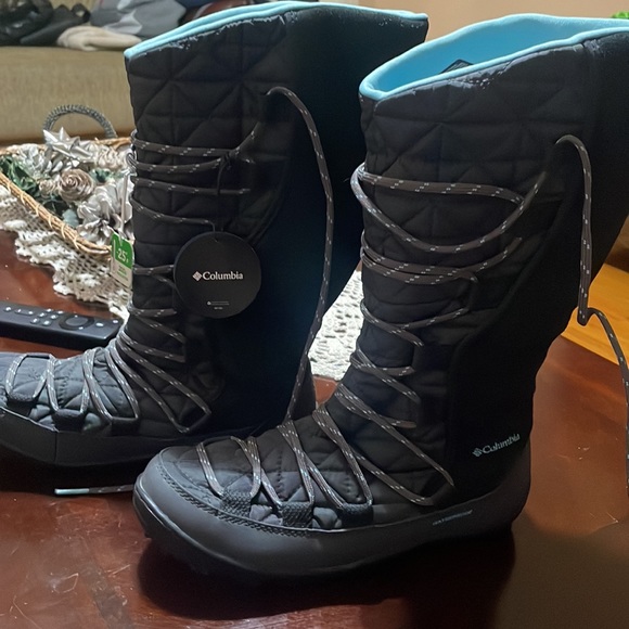 New Columbia winter boots, breathable, 200g isolant, lightweight, and waterproof - Picture 3 of 6